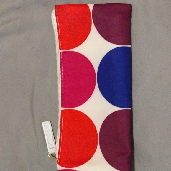 ESTEE LAUDER Bags - Picture 4 of 9